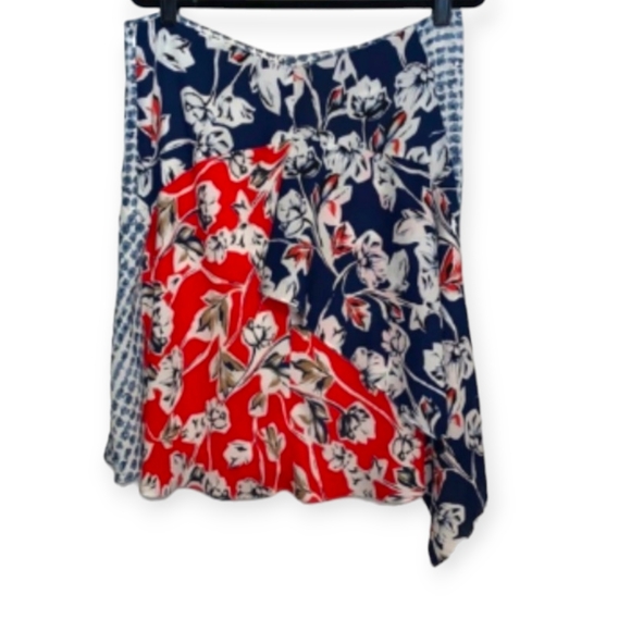 Ivanka Trump Red, White and Blue Floral Asymmetrical Skirt Lined sz 12 - Picture 3 of 7